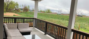 Superb Location: 3BR with Park View & Trail Access