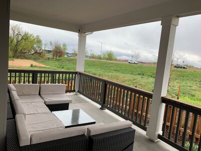 Superb Location: 3BR with Park View & Trail Access