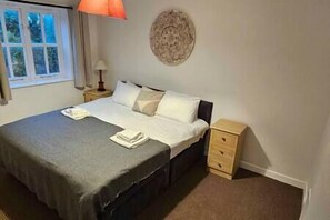 3 bedrooms, iron/ironing board, free WiFi, bed sheets