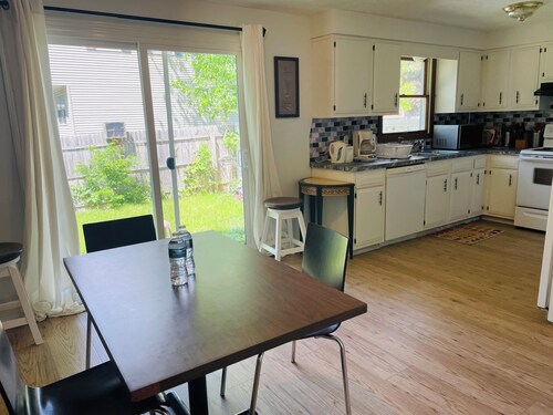 Spacious 3BR Home w/ 8 Beds, Big Yard & Parking – Near Canton & Hall of Fame