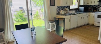 Spacious 3BR Home w/ 8 Beds, Big Yard & Parking – Near Canton & Hall of Fame