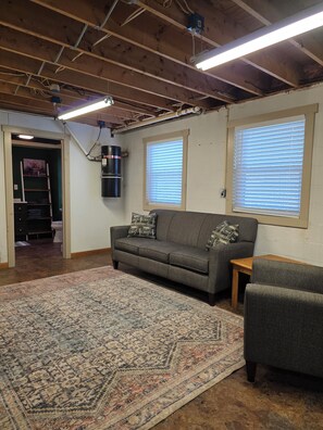 Smart TV, DVD player, ping pong, books