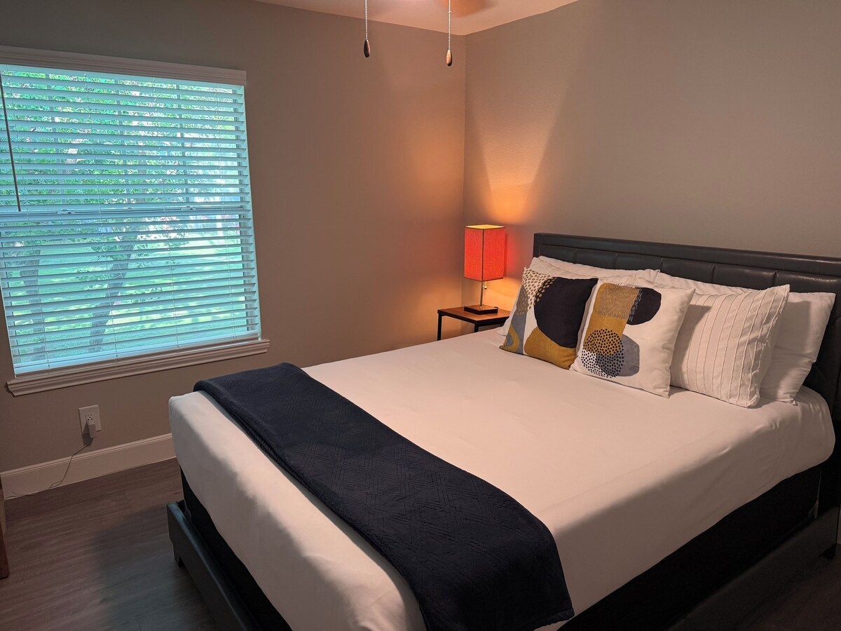 Photo 7 of Apartment near NRG With Free Parking & WiFi