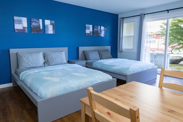 1 habitación, escritorio, tabla de planchar con plancha y wifi gratis 