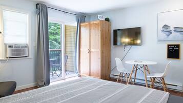 Desk, iron/ironing board, travel crib, free WiFi