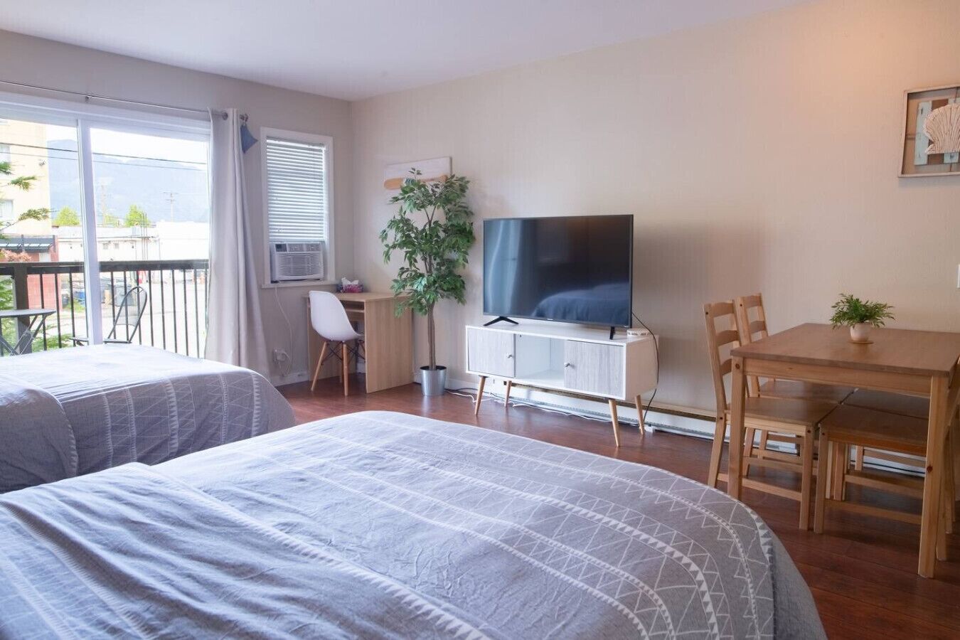 Desk, iron/ironing board, travel crib, free WiFi