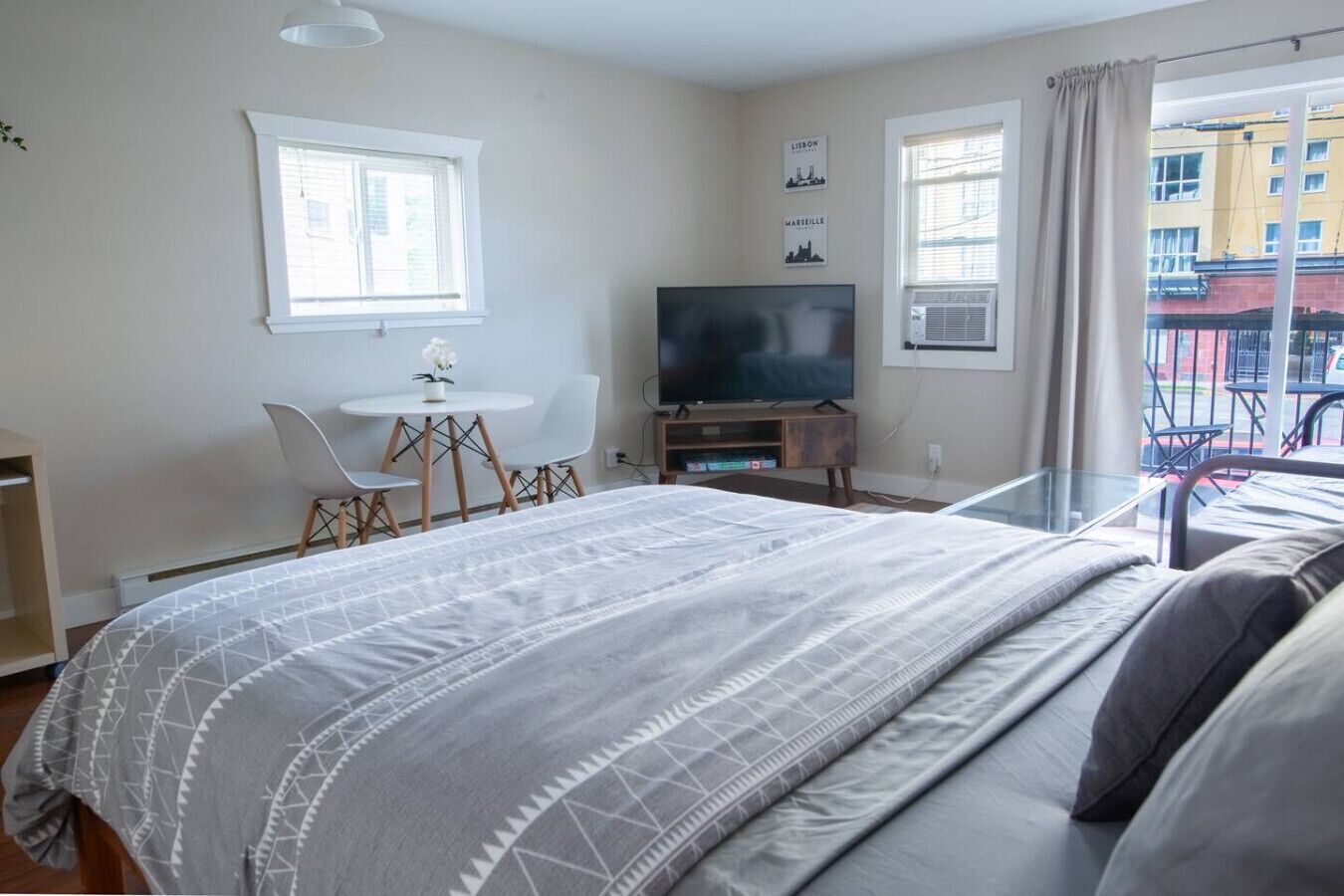 Iron/ironing board, travel crib, WiFi (free), bed sheets
