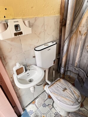 Towels, soap, toilet paper