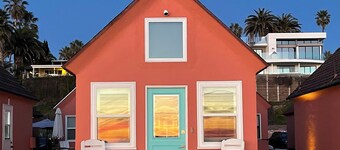 Oside Beach Cottage - Stay on the Sand in Oceanside, CA