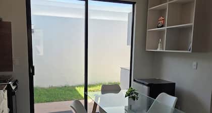 Charming 1-bedroom house with WiFi, AC in peaceful Las Flores