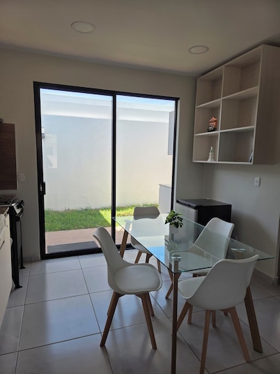 Charming 1-bedroom house with WiFi, AC in peaceful Las Flores