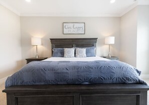 5 chambres, fer et planche à repasser, lit parapluie, Wi-Fi gratuit