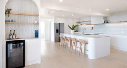 Shelby Shores (upstairs only)