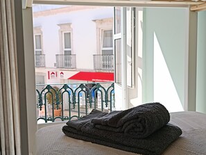 Spa - Cosy modern 2-bedroom apartment, Faro, top spot (Faro)
