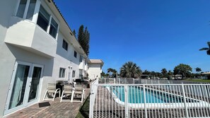 Piscine extérieure