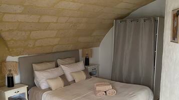 1 chambre, Wi-Fi gratuit, draps fournis