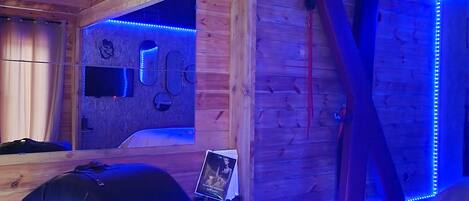 1 多间卧室、WiFi