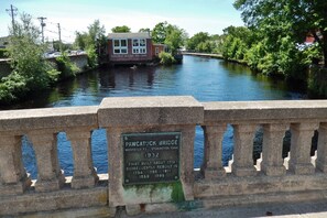 Miscellaneous - NEW Spacious 4BR on River Above Top Breakfast Spot with A/C in Quaint Stonington (Stonington)