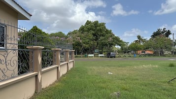 Habitación doble estándar, vista al parque | Vista al parque