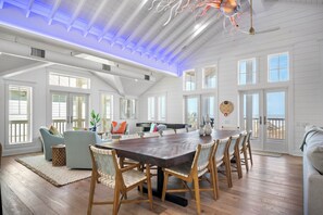 Interior - Sea of Dreams 174 SE (Port Aransas)
