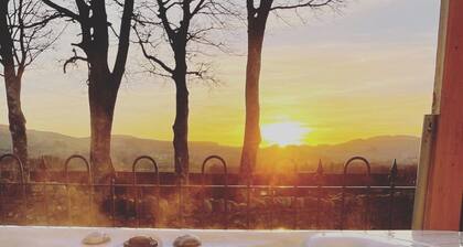 Dalgarnock Cottage - a cottage that sleeps 2 guests in 1 bedroom