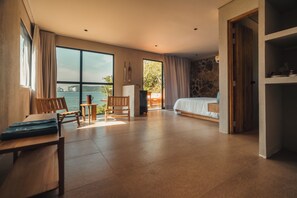 1 bedroom, premium bedding, minibar, free WiFi