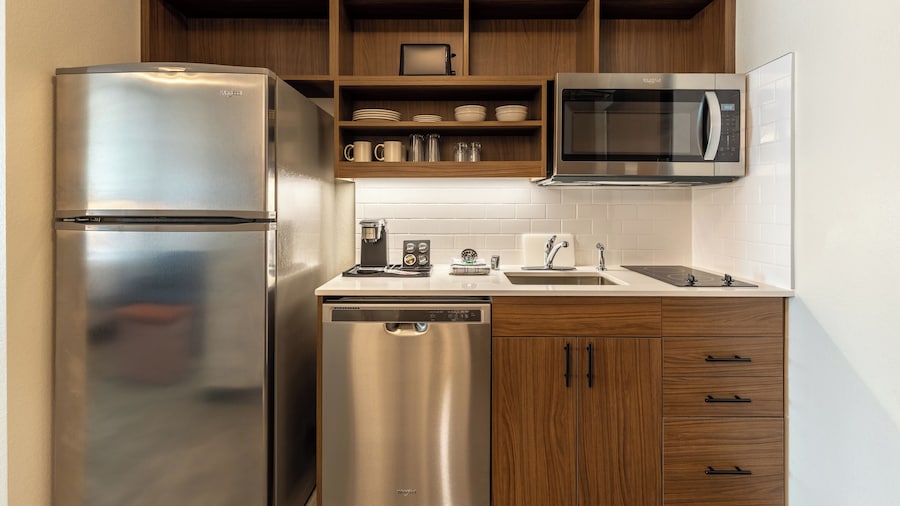 Everhome Suites San Bernardino - Loma Linda