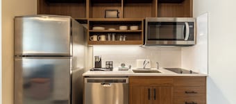 Everhome Suites San Bernardino - Loma Linda