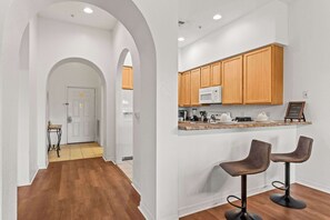 Fridge, microwave, oven, stovetop - Bella Notte | Enjoy Tranquility At Caribe Cove (Kissimmee)