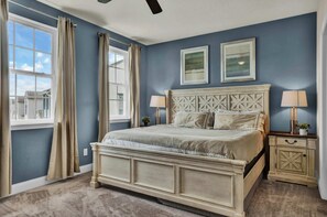 4 habitaciones, tabla de planchar con plancha, cuna de viaje y wifi 