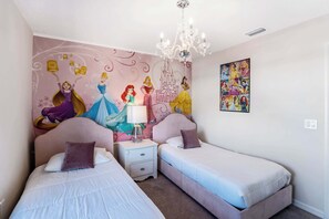 5 chambres, fer et planche à repasser, Wi-Fi, draps fournis
