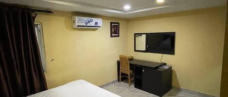 Comfort Room | Free WiFi