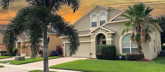 5BR Sleeps 13 with Private Pool & More!