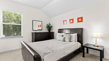 5 chambres, fer et planche Ă repasser, lit parapluie, Wi-Fi