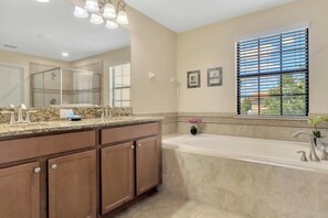 淋浴设施、吹风机