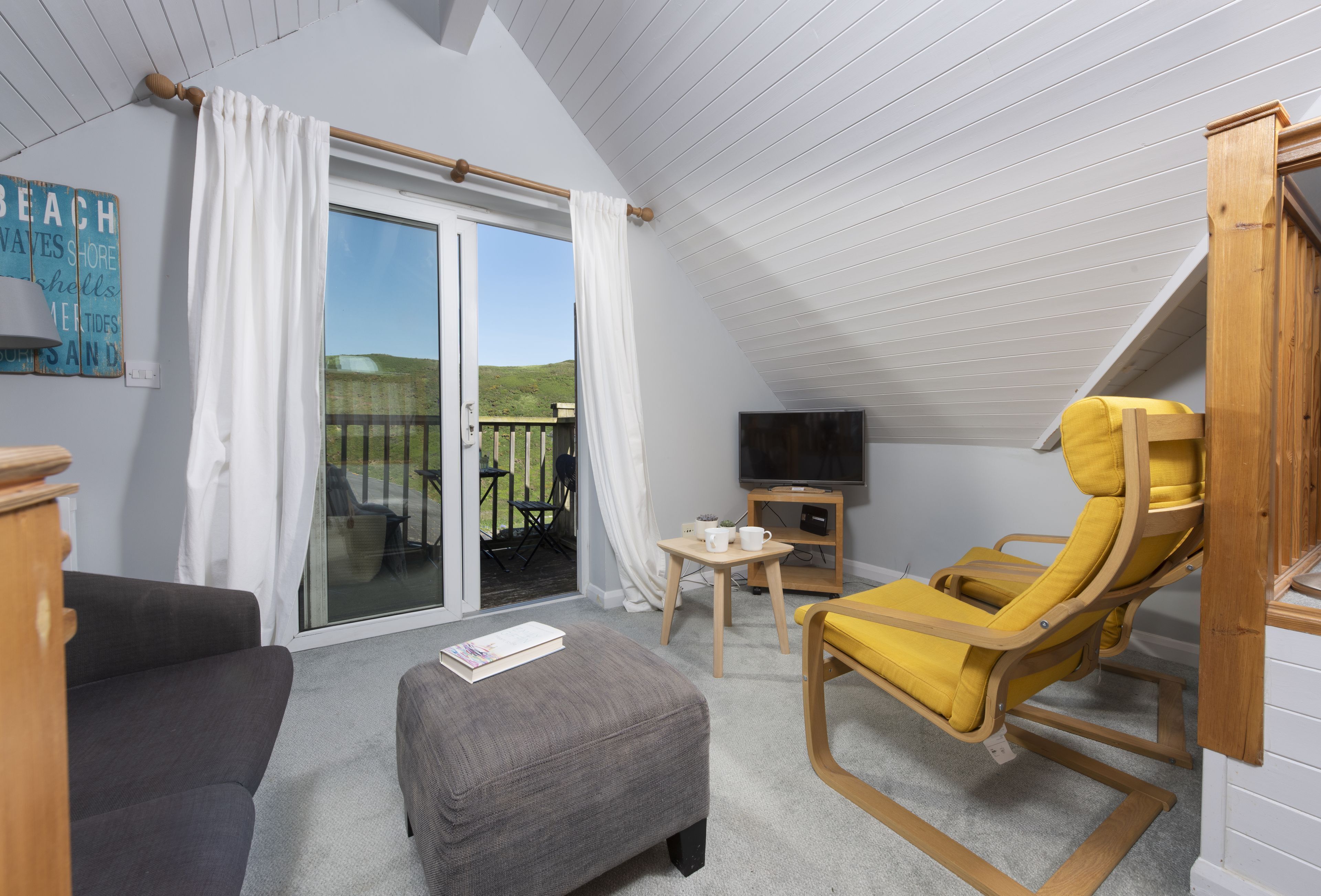 تلفزيون ذكي