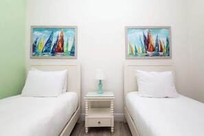 5 Schlafzimmer, Bügeleisen/Bügelbrett, Reisekinderbett, WLAN