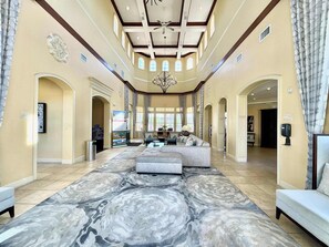 Televisor, videojocs i oficines 