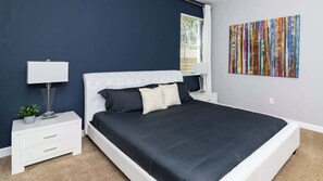 5 chambres, fer et planche à repasser, Wi-Fi, draps fournis