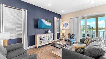 Televisión, oficina