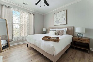 2 bedrooms, iron/ironing board, WiFi, bed sheets