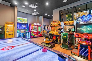 Games room - Orlando's Heartland with Amenities (Kissimmee)