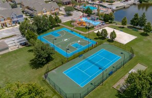Sports court - Enchanted At 7 Dwarfs Lane (Kissimmee)