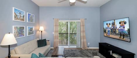 Televisor, videojocs i oficines