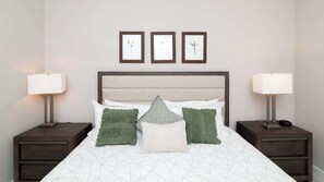 4 dormitoris, planxa i posts de planxar, un bressol de viatge i wifi 