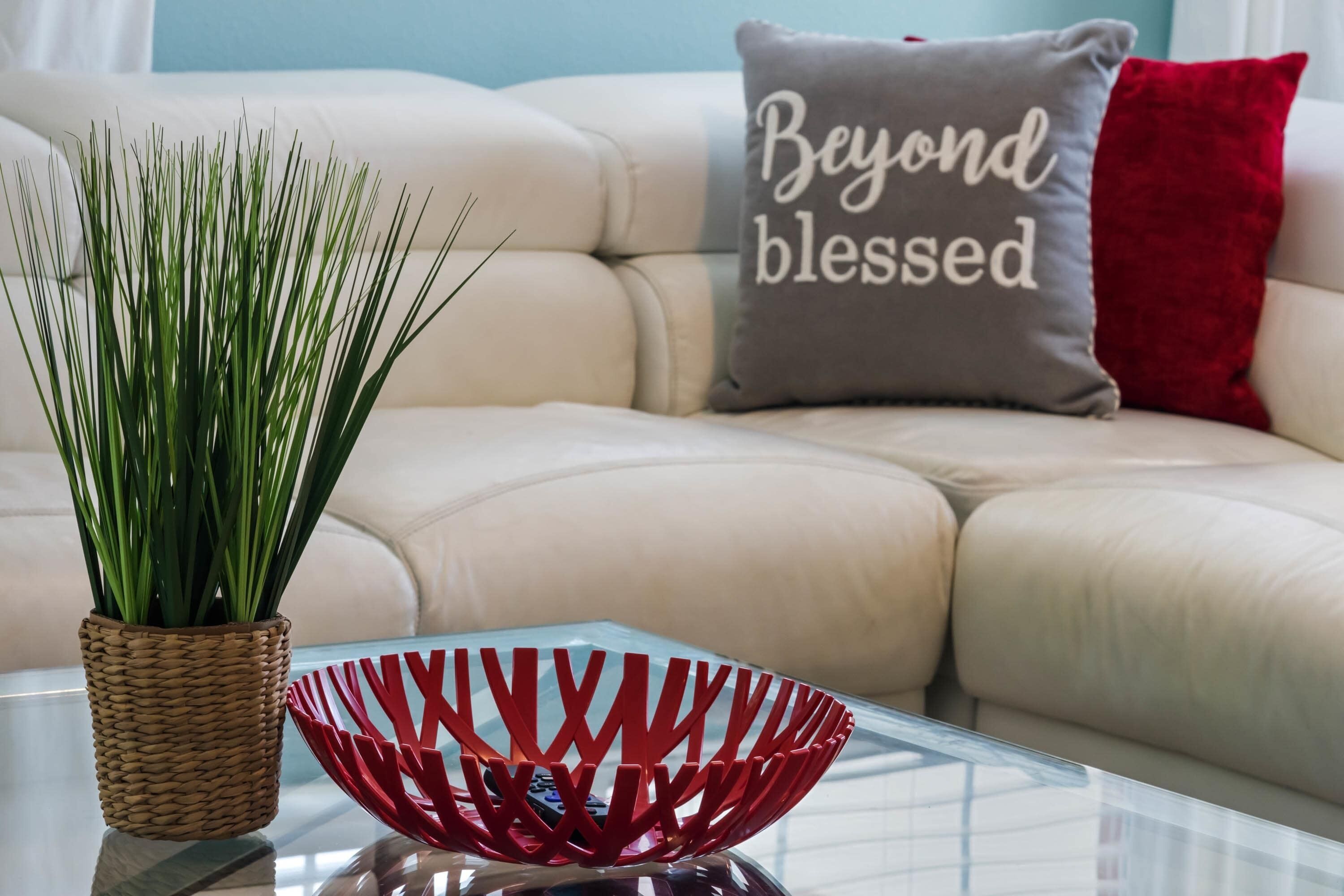 Tv, bordfodbold, kontorer