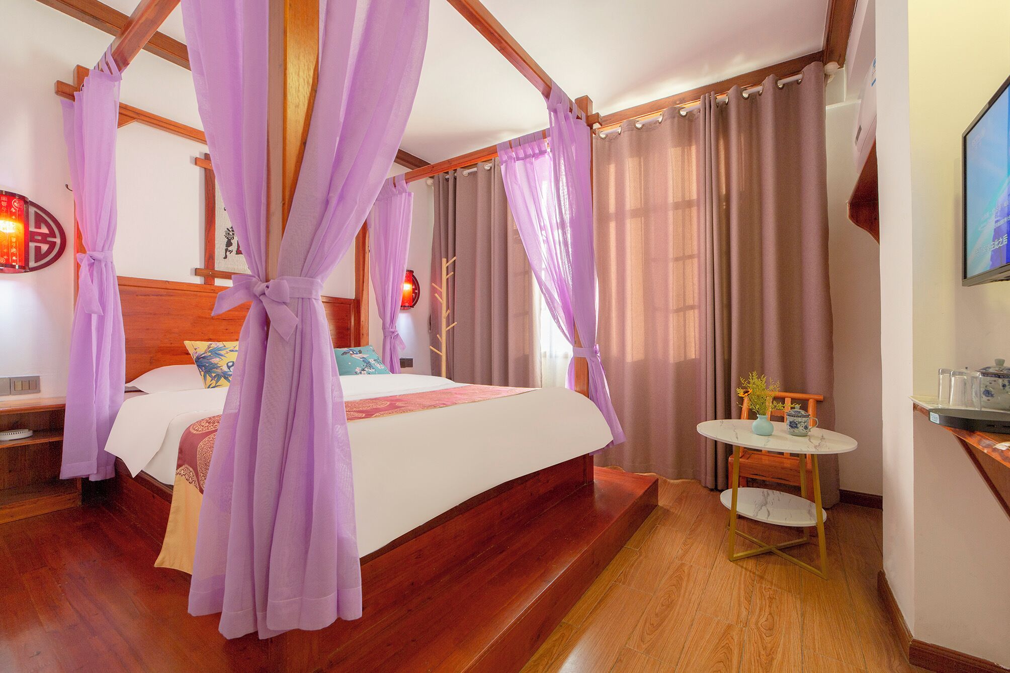 그랜드 더블룸, 산 전망 | 고급 침구, 책상, 암막 커튼, 무료 WiFi