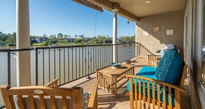 The Oasis on Lake Hamilton with Pool