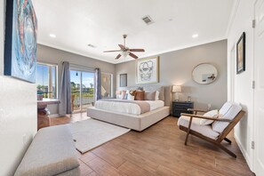 2 عدّة غرف نوم ومكواة/لوح كي وواي فاي مجانًا وملاءات أسرّة