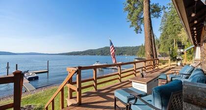 Lakefront Cabin Sleeps 6 – Private Dock, Jacuzzi, 80' Beachfront & Sunsets!